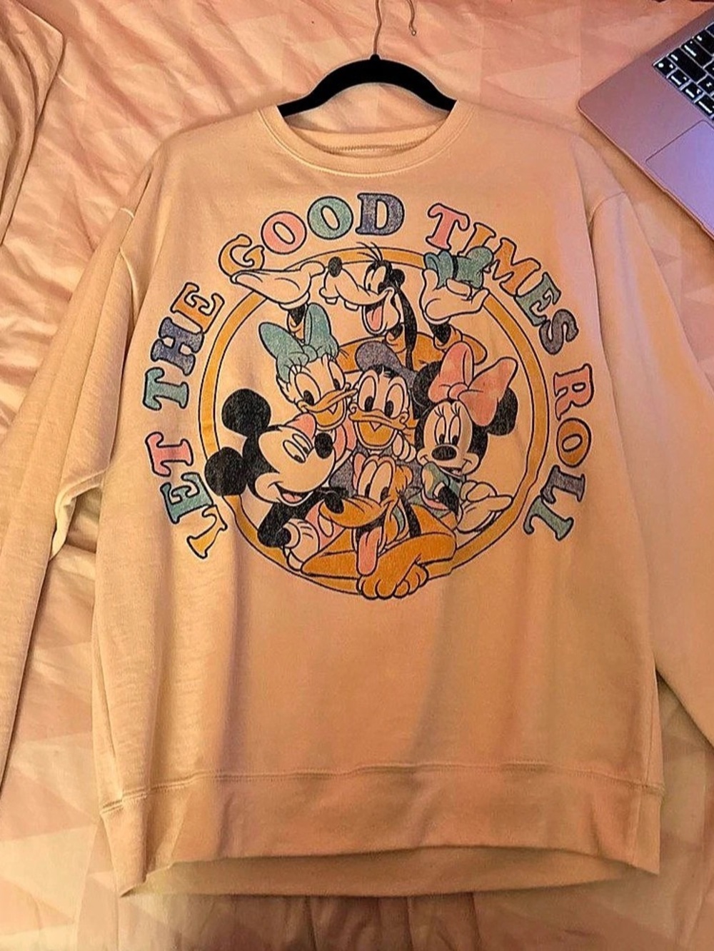 disney mickey & friends sweatshirt